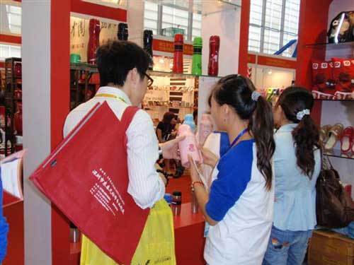 如何保證參展商在參加展會時有更好的展現(xiàn)機會？(圖3)