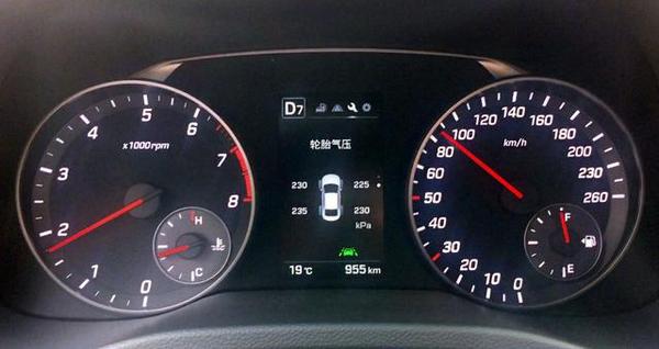 車展媒體日最擠的展臺(tái) 到底有什么看點(diǎn)？(圖10)